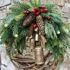 Pine Cone Christmas Wreath