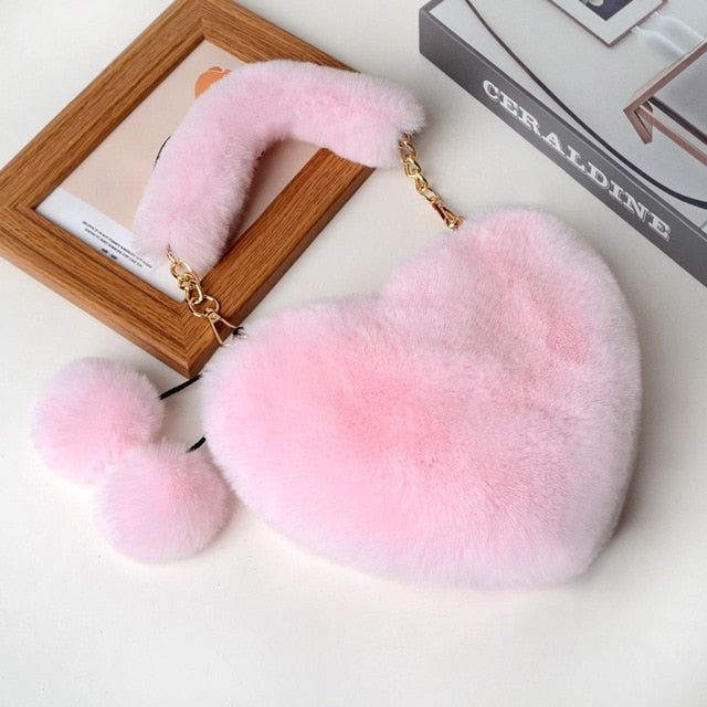 Faux Fur Heart Handbag - KeepMeDifferent